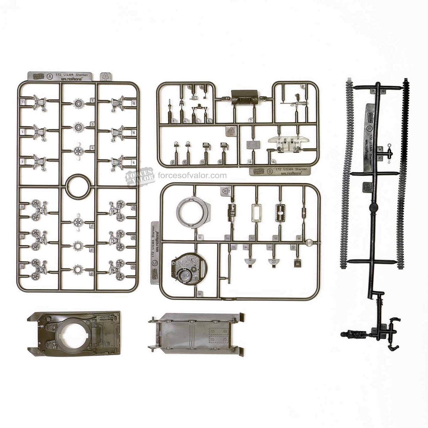 Forces of Valor Model Kit - 1:72 U.S. M4A1 Sherman Tank - France, August, 1944